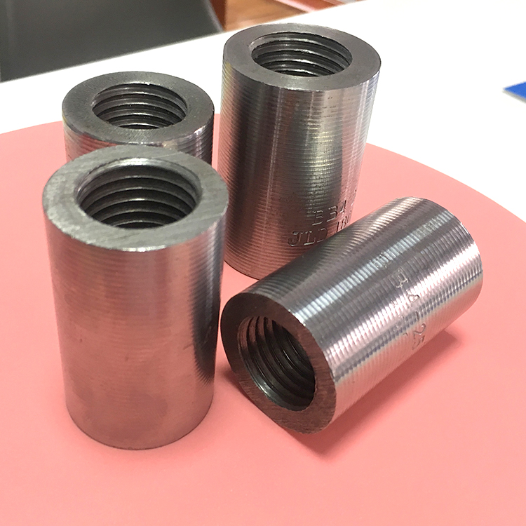 鋼筋直螺紋套筒.jpg 鋼筋直螺紋套筒.jpg